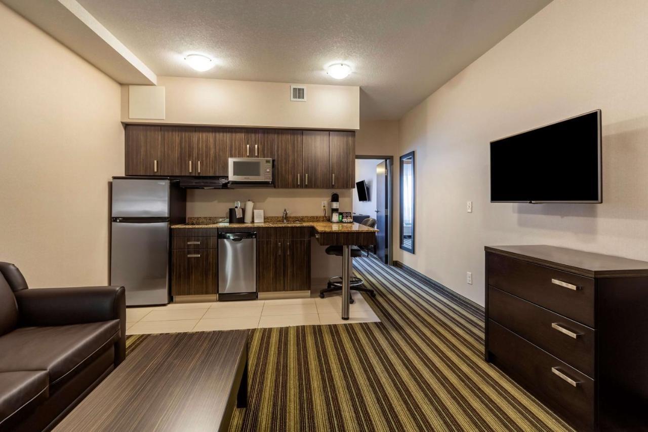 Best Western Plus Drayton Valley All Suites Eksteriør billede
