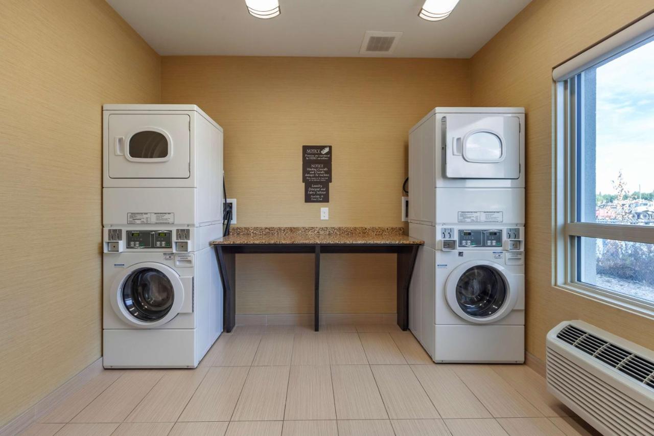 Best Western Plus Drayton Valley All Suites Eksteriør billede